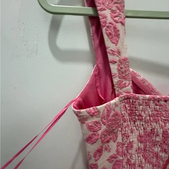 Windsor Pink and Cream Floral Dress - Picture 9 of 10